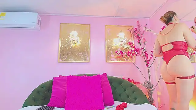 scarlette69 online show from February 2026 07:43:01 PM