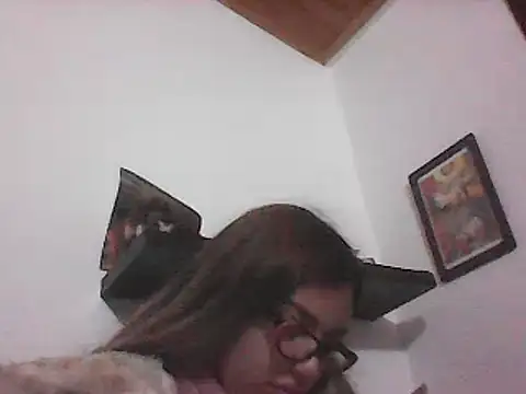 VittoriaTaylor online show from January 2025 12:40:02 PM