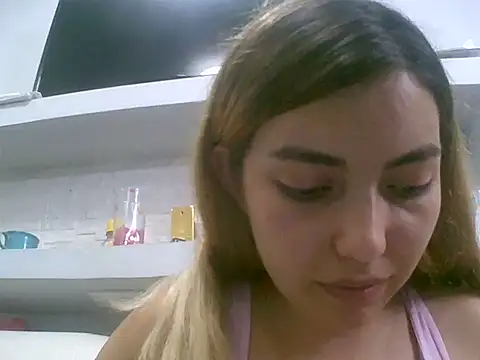 Snapshot of VittoriaTaylor chatting on March 2026 04:07:02 AM VittoriaTaylor online show from March 2026 04:07:02 AM