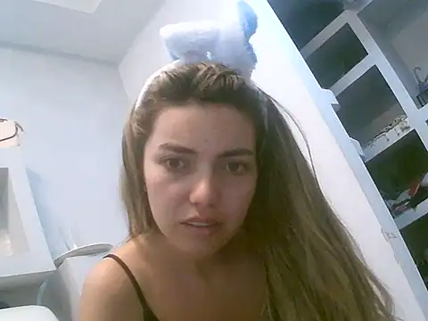 Snapshot of VittoriaTaylor chatting on April 2026 01:03:01 AM VittoriaTaylor online show from April 2026 01:03:01 AM