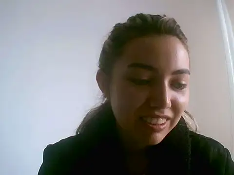 Snapshot of VittoriaTaylor chatting on April 2026 08:50:01 PM VittoriaTaylor online show from April 2026 08:50:01 PM