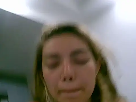 Snapshot of VittoriaTaylor chatting on April 2026 03:07:02 AM VittoriaTaylor online show from April 2026 03:07:02 AM