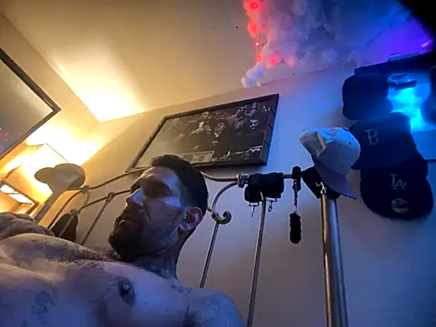 hornycouple818 online show from November 2025 04:03:01 PM