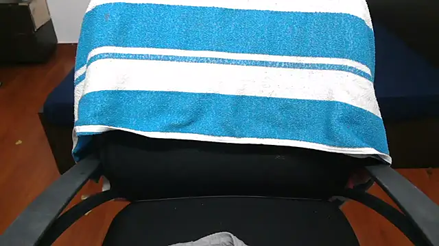 Snapshot of LovelyRosy chatting on October 2025 01:03:01 AM LovelyRosy online show from October 2025 01:03:01 AM