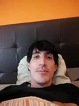 Snapshot of moutt99 chatting on January 2025 01:20:01 PM moutt99 online show from January 2025 01:20:01 PM