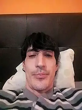 Snapshot of moutt99 chatting on January 2025 05:23:01 PM moutt99 online show from January 2025 05:23:01 PM