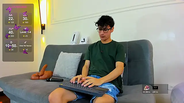 Cum hunters online show from December 2025 03:23:01 AM