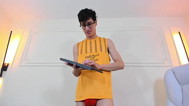 Cum hunters online show from April 2026 03:15:01 AM