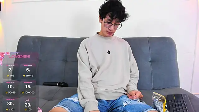 Cum hunters online show from May 2026 03:03:02 AM