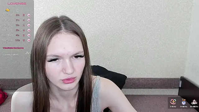 Snapshot of Browni_Kiss chatting on February 2025 04:31:01 PM Browni Kiss online show from February 2025 04:31:01 PM