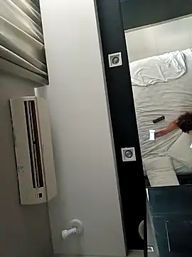 jacaranduba07 online show from December 2025 01:16:02 PM