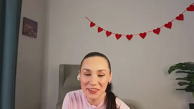 too sexxxy online show from February 2026 12:17:02 PM