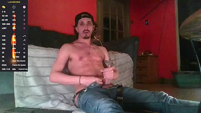 Snapshot of riffraphboi chatting on February 2025 07:36:01 PM riffraphboi online show from February 2025 07:36:01 PM