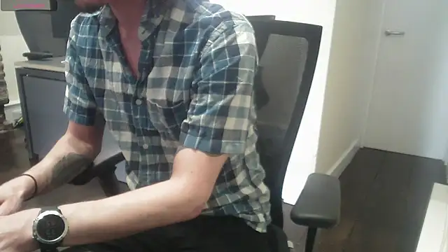 Snapshot of riffraphboi chatting on September 2025 11:55:02 AM riffraphboi online show from September 2025 11:55:02 AM