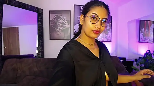 loretahorny online show from January 2026 01:24:01 PM