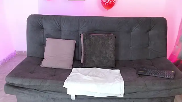 lucie petite online show from February 2025 10:03:01 PM