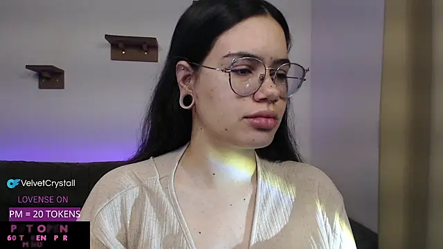 crystalll room online show from November 2025 07:18:02 AM