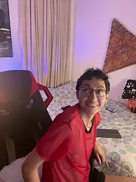 Snapshot of darkdesire_01 chatting on February 2025 01:55:01 AM darkdesire 01 online show from February 2025 01:55:01 AM