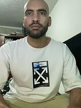 Snapshot of darkdesire_01 chatting on March 2025 11:53:01 PM darkdesire 01 online show from March 2025 11:53:01 PM