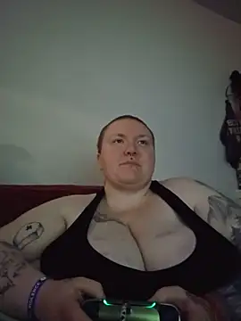 CorgiGodez98 online show from May 2026 01:07:02 PM