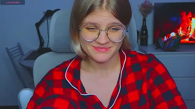 Snapshot of _JessieVibes chatting on February 2025 08:22:01 PM JessieVibes online show from February 2025 08:22:01 PM