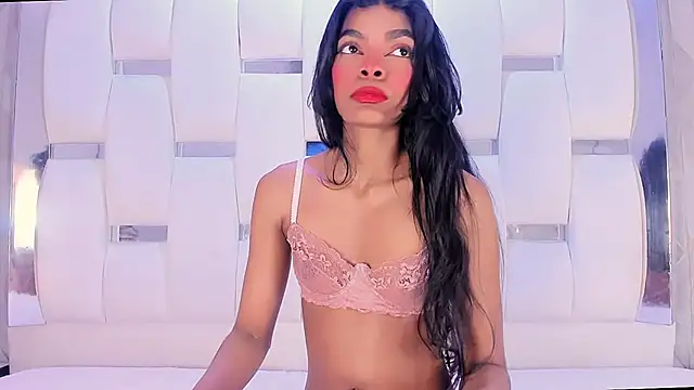 Snapshot of BriannaRoses chatting on November 2025 09:04:02 PM BriannaRoses online show from November 2025 09:04:02 PM