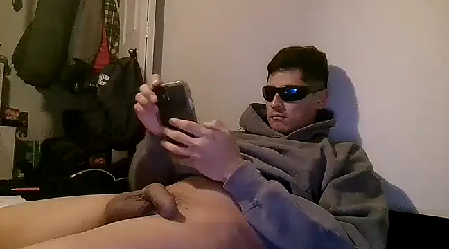 Snapshot of PerroDemonioHot chatting on February 2025 05:46:01 AM PerroDemonioHot online show from February 2025 05:46:01 AM