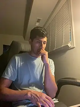 Snapshot of PerroDemonioHot chatting on March 2025 05:18:02 AM PerroDemonioHot online show from March 2025 05:18:02 AM