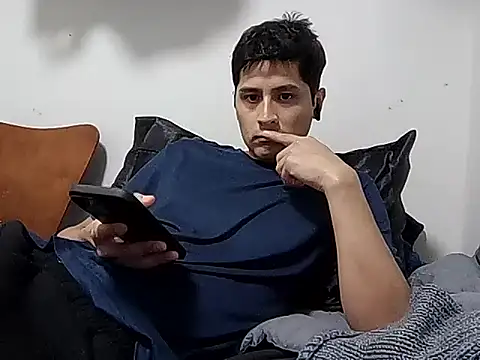 Snapshot of PerroDemonioHot chatting on December 2025 11:12:02 PM PerroDemonioHot online show from December 2025 11:12:02 PM