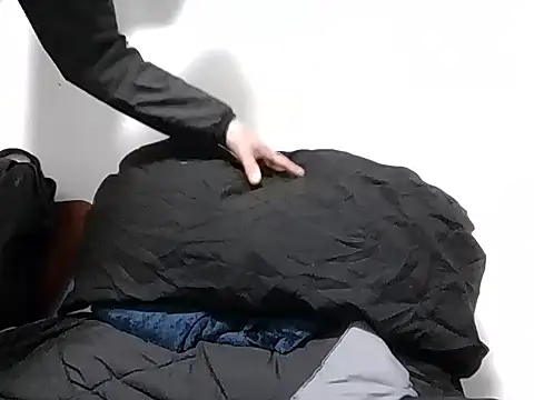 Snapshot of PerroDemonioHot chatting on February 2026 09:10:01 PM PerroDemonioHot online show from February 2026 09:10:01 PM