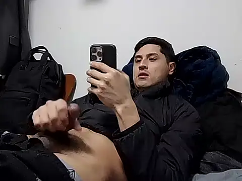 Snapshot of PerroDemonioHot chatting on February 2026 12:51:02 AM PerroDemonioHot online show from February 2026 12:51:02 AM