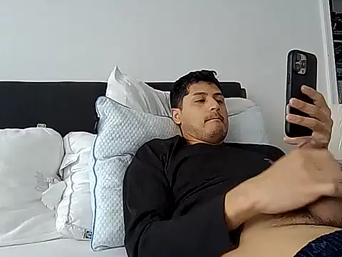 Snapshot of PerroDemonioHot chatting on February 2026 04:57:01 PM PerroDemonioHot online show from February 2026 04:57:01 PM