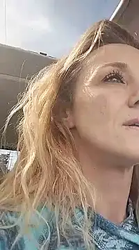 Snapshot of hunybunz69 chatting on March 2025 07:42:02 PM hunybunz69 online show from March 2025 07:42:02 PM