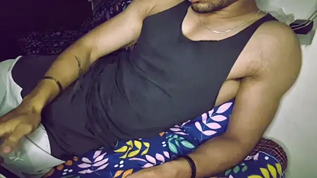 Snapshot of hot_hunk_boy chatting on November 2025 07:52:02 PM hot hunk boy online show from November 2025 07:52:02 PM