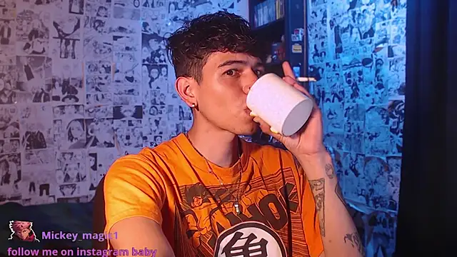 Mickey Magic online show from December 2025 11:21:01 PM