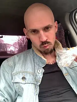 AssHunter4k online show from March 2025 12:29:01 PM