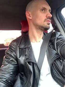 AssHunter4k online show from March 2025 04:26:01 PM