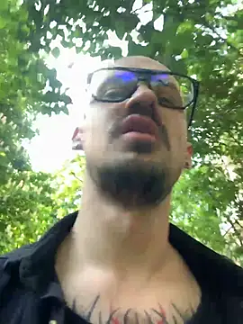 AssHunter4k online show from May 2026 07:04:02 AM