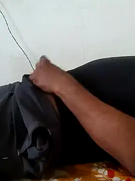 Snapshot of Raziv_komal143 chatting on March 2026 07:01:01 AM Raziv komal143 online show from March 2026 07:01:01 AM