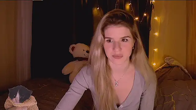 Melissa smith  online show from December 2025 11:00:02 PM