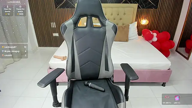 Snapshot of Lolly_18 chatting on March 2025 12:27:01 AM Lolly 18 online show from March 2025 12:27:01 AM