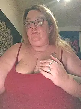 diosacurvy1984 online show from February 2026 11:09:01 PM