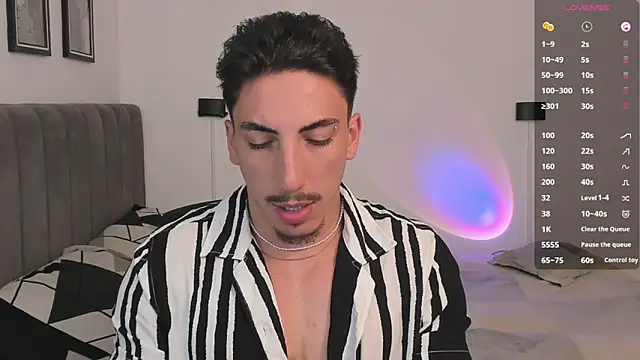 Snapshot of dylanspencer28 chatting on February 2025 08:19:01 PM dylanspencer28 online show from February 2025 08:19:01 PM