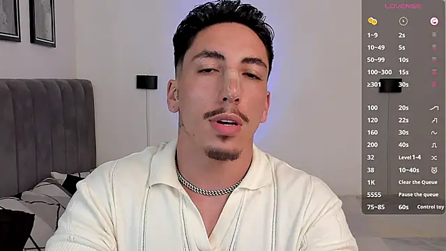 Snapshot of dylanspencer28 chatting on February 2025 10:03:02 PM dylanspencer28 online show from February 2025 10:03:02 PM