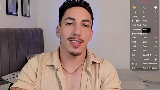 Snapshot of dylanspencer28 chatting on March 2025 08:05:02 PM dylanspencer28 online show from March 2025 08:05:02 PM