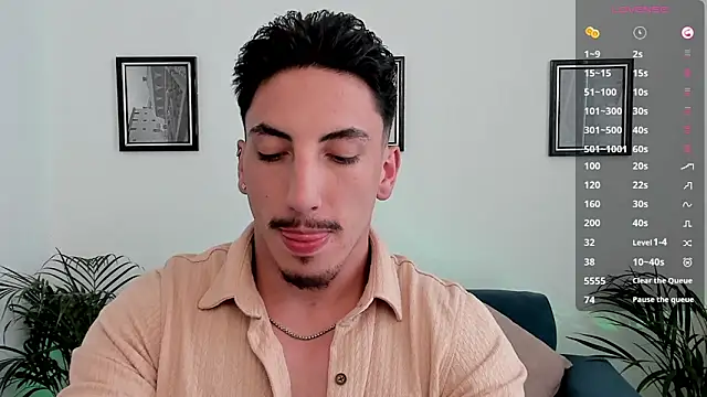 Snapshot of dylanspencer28 chatting on March 2025 09:03:01 PM dylanspencer28 online show from March 2025 09:03:01 PM