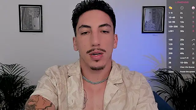 Snapshot of dylanspencer28 chatting on March 2025 10:37:02 PM dylanspencer28 online show from March 2025 10:37:02 PM