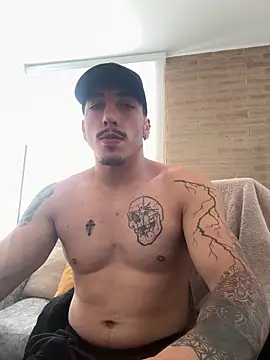 Snapshot of dylanspencer28 chatting on September 2025 07:37:02 PM dylanspencer28 online show from September 2025 07:37:02 PM