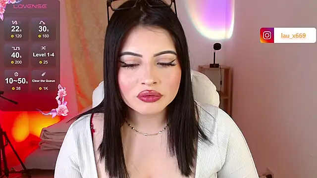 isabella1616 online show from September 2025 02:26:02 AM