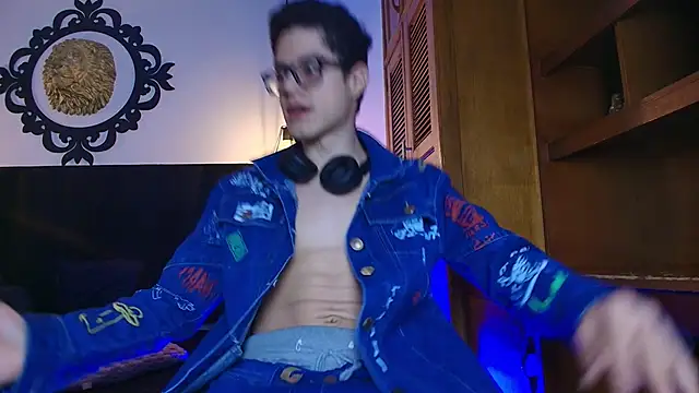 wolfandsky online show from March 2026 11:26:01 AM